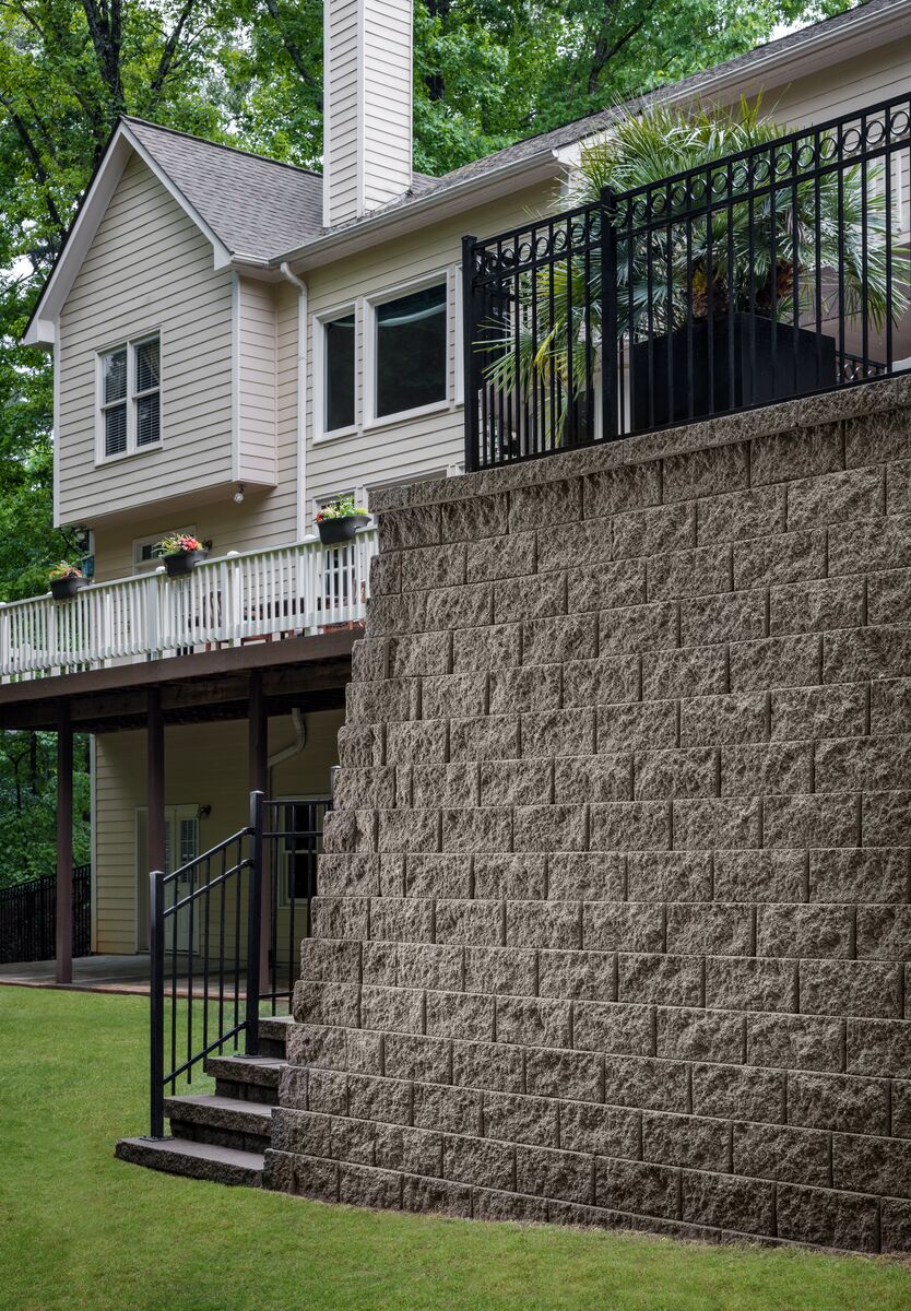 Diamond Pro Block Retaining Wall