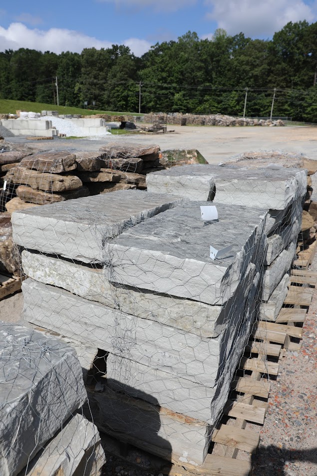 Oklahoma 3FT Grey Steps In Stone Yard